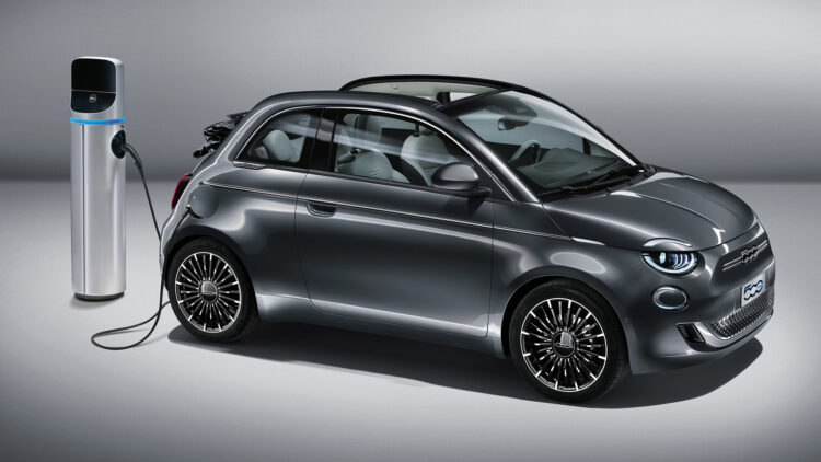Fiat reduces 500e price by £3000 and introduces Topolino model