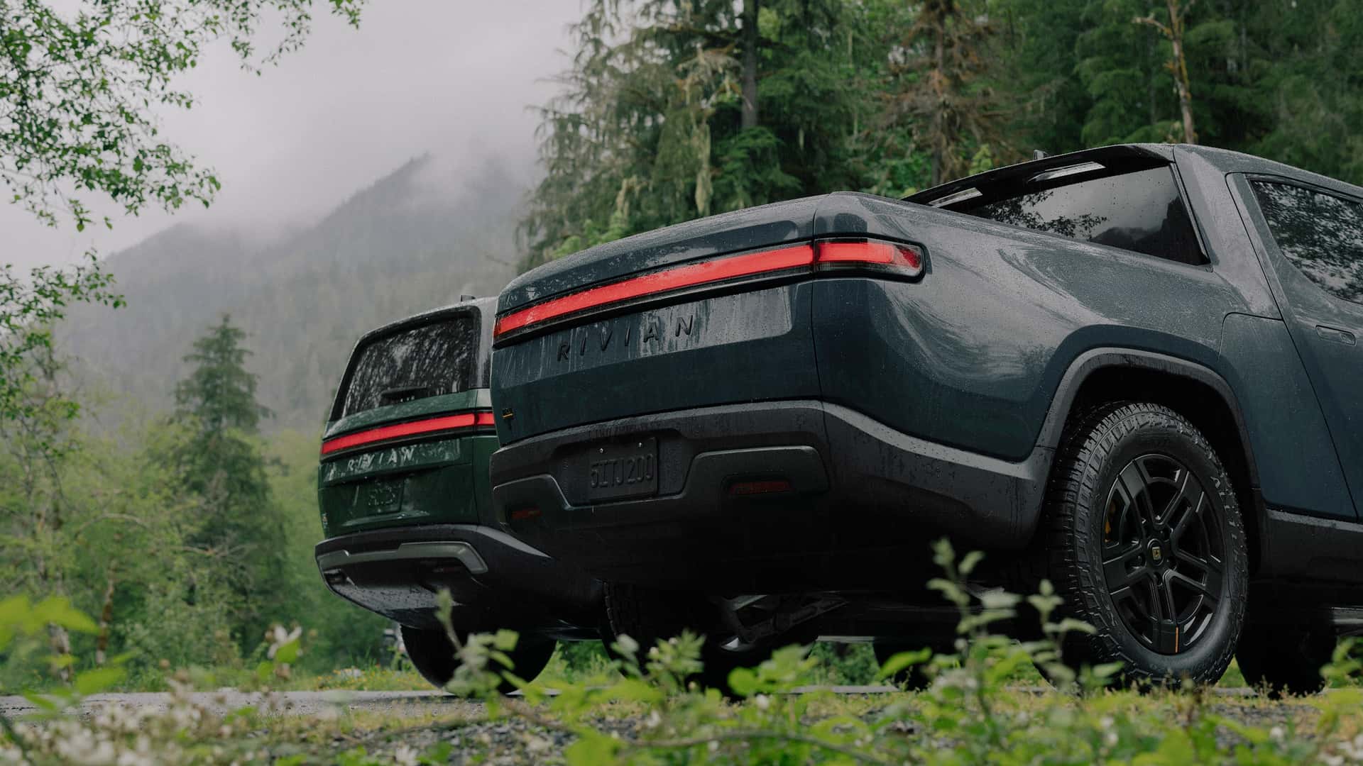 2025 Rivian R1T and R1S rear